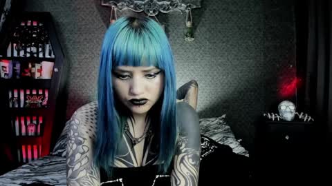 Snapshot of dimmuanddarkness chatting on January 28, 2025, 5:54 am dimmuanddarkness online show from January 28, 2025, 5:54 am