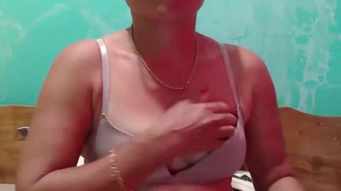 Snapshot of dimple_42 chatting on February 7, 2025, 9:05 am Dimple online show from February 7, 2025, 9:05 am