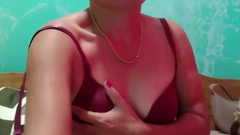 Snapshot of dimple_42 chatting on February 21, 2025, 8:07 am Dimple online show from February 21, 2025, 8:07 am