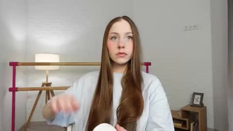 Dina online show from March 21, 2026, 5:56 am