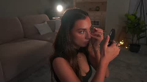 Snapshot of dinacaguimbal chatting on July 19, 2026, 11:03 am Dina and ill be glad to be here with you follow to me online show from July 19, 2026, 11:03 am