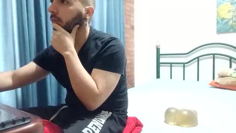 Snapshot of dinchtcams chatting on May 23, 2026, 4:44 pm Dincht online show from May 23, 2026, 4:44 pm