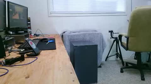 Snapshot of dinkdork094 chatting on March 8, 2026, 8:01 pm Dinkdork just having a good time online show from March 8, 2026, 8:01 pm