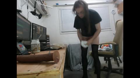 Snapshot of dinkdork094 chatting on March 18, 2026, 2:26 am Dinkdork just having a good time online show from March 18, 2026, 2:26 am