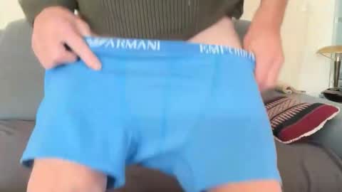 Snapshot of dinnerout1111 chatting on March 9, 2026, 12:20 pm dinnerout1111 online show from March 9, 2026, 12:20 pm