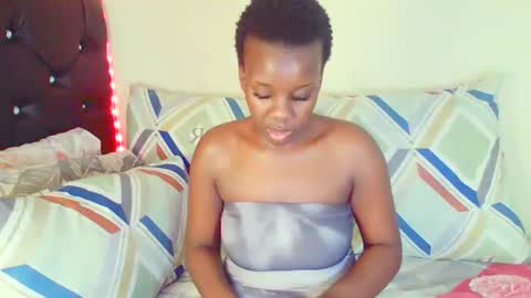 dinnydakrazx online show from October 26, 2025, 1:06 pm