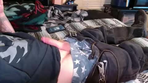 dino695802 online show from October 27, 2025, 1:15 pm