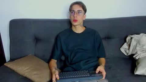 Dio online show from December 5, 2025, 12:25 pm