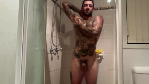 dion_thicc online show from June 16, 2026, 8:11 pm