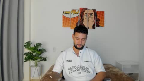 dionyxx online show from October 15, 2025, 12:22 am