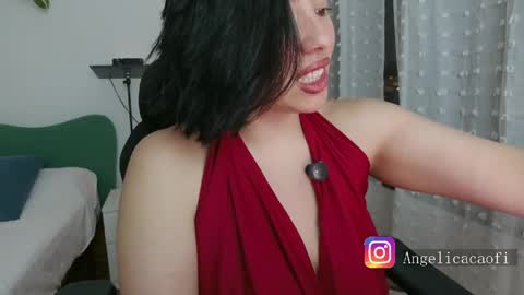 Snapshot of diosa_cadenas chatting on April 27, 2026, 7:23 pm Anglica A online show from April 27, 2026, 7:23 pm