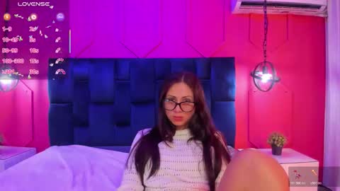 Snapshot of diosa_cristal chatting on October 30, 2025, 3:57 pm Cristal online show from October 30, 2025, 3:57 pm