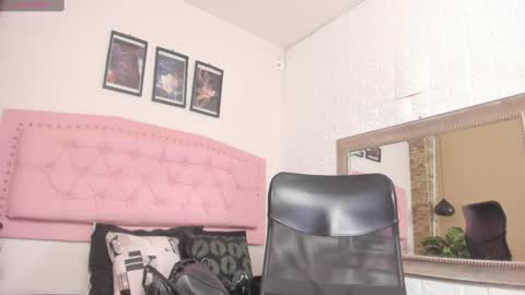DIOSA online show from February 13, 2025, 9:17 pm