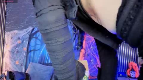 DIOSA online show from October 24, 2025, 8:49 pm