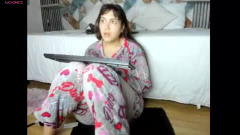 diosaelchat online show from October 31, 2025, 3:07 am