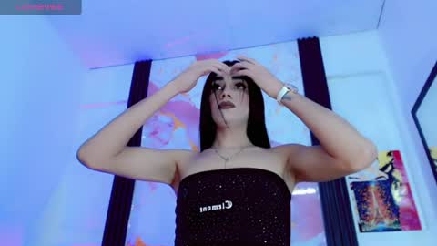 Diosiris Riannys online show from July 13, 2026, 7:27 pm