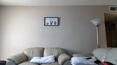 Snapshot of dipstik11 chatting on September 21, 2025, 5:36 pm DIPSTIK online show from September 21, 2025, 5:36 pm