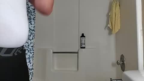 Snapshot of dipstik11 chatting on September 22, 2025, 6:37 am DIPSTIK online show from September 22, 2025, 6:37 am