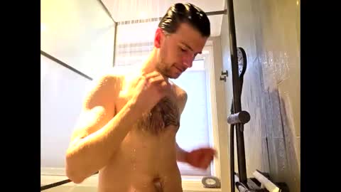 Dirk online show from December 18, 2025, 9:04 am