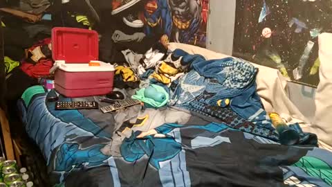 dirtmcgirt82 online show from February 7, 2025, 4:27 am