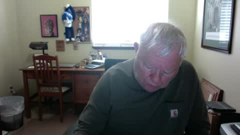 Snapshot of dirtrider195080438 chatting on June 19, 2026, 5:17 pm dirtrider195080438 online show from June 19, 2026, 5:17 pm