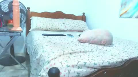 Snapshot of dirty_culona chatting on April 20, 2026, 10:11 pm dirty_culona online show from April 20, 2026, 10:11 pm