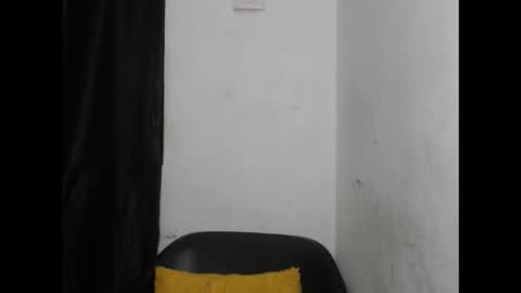 Snapshot of dirtyangel70 chatting on March 5, 2026, 7:10 pm Dirtyangel online show from March 5, 2026, 7:10 pm