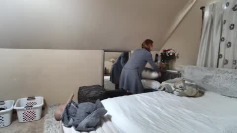 Snapshot of dirtydaisylou chatting on February 20, 2025, 5:40 pm Daisy online show from February 20, 2025, 5:40 pm