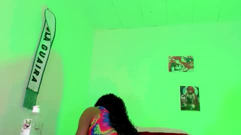 Naomy  online show from September 23, 2025, 2:36 am