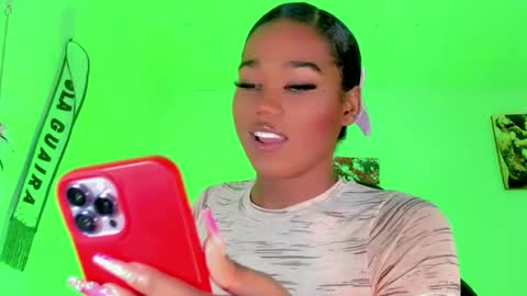 Naomy  online show from October 4, 2025, 5:05 am