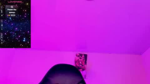 Naomy  online show from November 19, 2025, 3:17 am