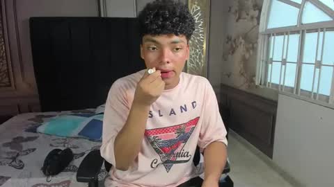 Snapshot of dirtymike69_ chatting on October 13, 2025, 7:58 pm Mike online show from October 13, 2025, 7:58 pm