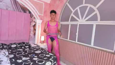 Snapshot of dirtymike69_ chatting on October 18, 2025, 3:31 am Mike online show from October 18, 2025, 3:31 am