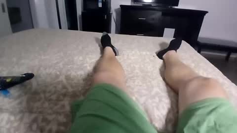 Snapshot of dirtypop2001 chatting on November 5, 2025, 8:14 am dirtypop2001 online show from November 5, 2025, 8:14 am