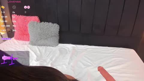 Soffie - Valentina - Yuya  Astro online show from February 4, 2025, 11:16 am