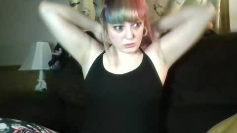 Crystal online show from January 17, 2026, 2:16 am