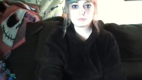 Crystal online show from January 18, 2026, 4:16 am