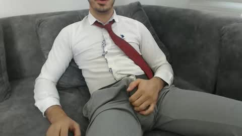 Snapshot of dirtyybooyy77 chatting on October 3, 2025, 8:33 am dirtyybooyy77 online show from October 3, 2025, 8:33 am