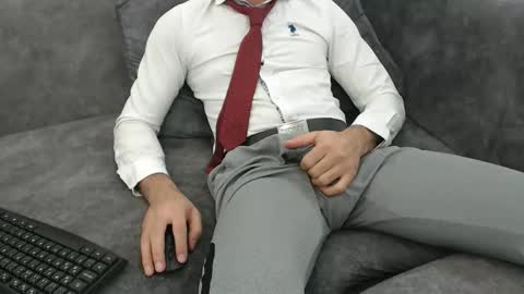 Snapshot of dirtyybooyy77 chatting on October 10, 2025, 12:15 pm dirtyybooyy77 online show from October 10, 2025, 12:15 pm