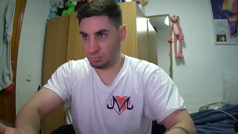 diselobienclaro online show from December 18, 2025, 10:27 pm