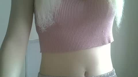 DitaMilton online show from October 31, 2025, 9:54 am