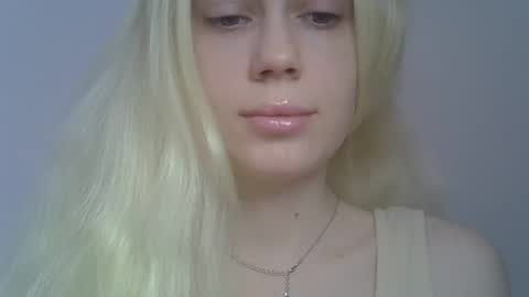 DitaMilton online show from March 5, 2026, 10:44 am