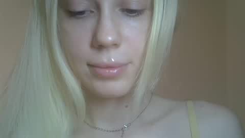 DitaMilton online show from March 24, 2026, 8:36 pm