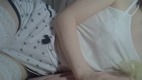 DitaMilton online show from May 11, 2026, 4:04 pm