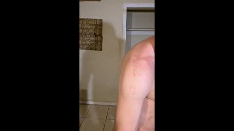 ditboi26 online show from April 22, 2026, 8:54 pm