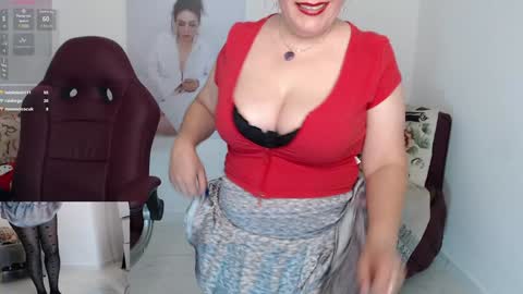 Snapshot of diva_milf chatting on December 22, 2024, 11:11 am Diva online show from December 22, 2024, 11:11 am