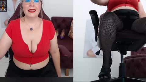 Snapshot of diva_milf chatting on October 6, 2025, 9:34 pm Diva online show from October 6, 2025, 9:34 pm