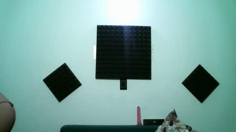 Snapshot of divavic_24 chatting on January 17, 2025, 8:02 am DIVA online show from January 17, 2025, 8:02 am