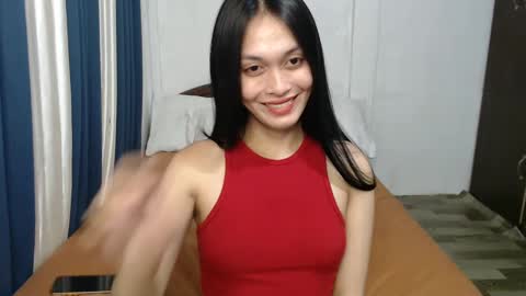 DIVINA online show from January 9, 2025, 3:44 pm