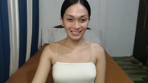 DIVINA online show from January 17, 2025, 3:53 pm